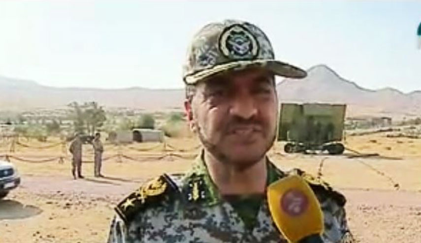 الجيش الايراني يزيح الستار عن منظومة دفاع جديدة 