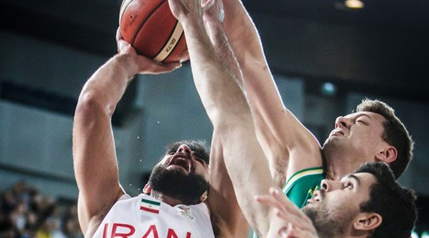 ايران تفوز على المجر في كرة السلة الدولية