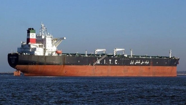 البحرية البريطانية قد تفرج عن ناقلة النفط الإيرانية