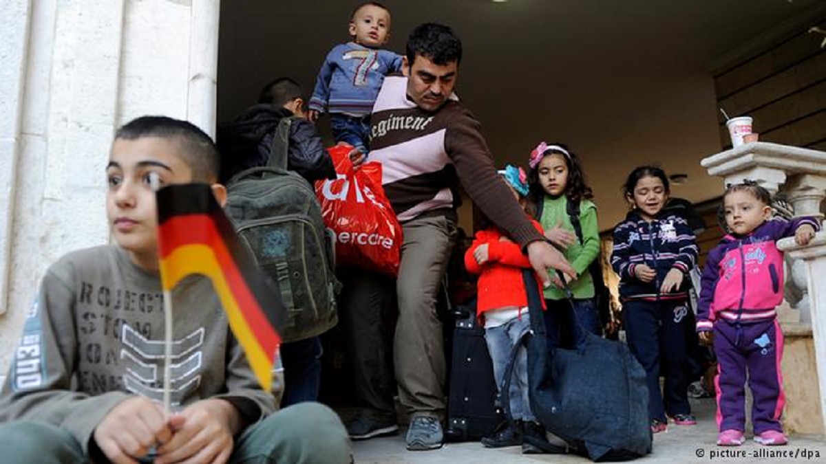 هل تعتزم ألمانيا ترحيل اللاجئين السوريين؟
