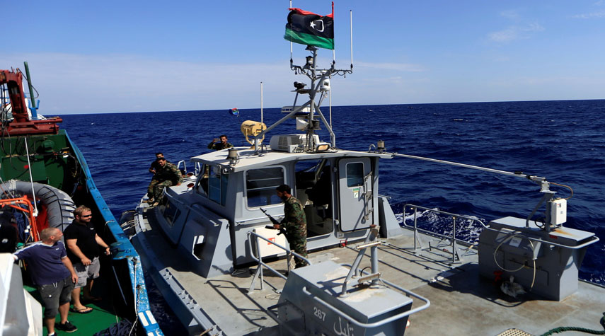خفر السواحل الليبي ينقذ أكثر من 300 مهاجر