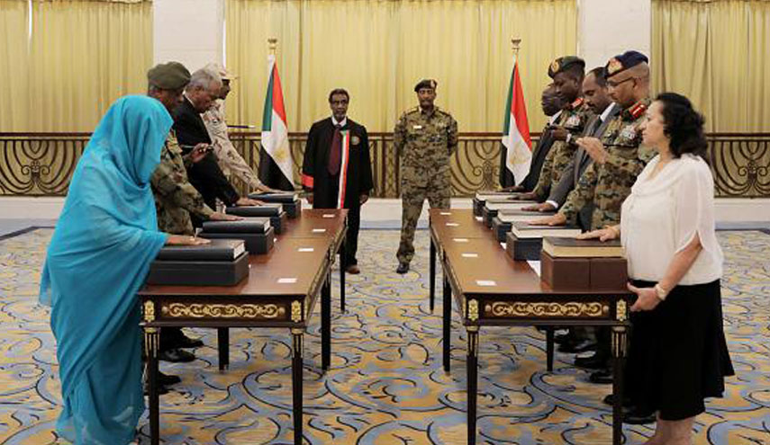 المجلس السيادي السوداني يبدأ أولى جلساته الرسمية 