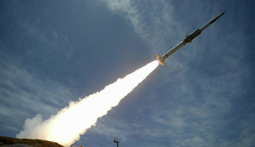 صاروخ يمني باليستي يستهدف غرفة عمليات العدوان في جيزان