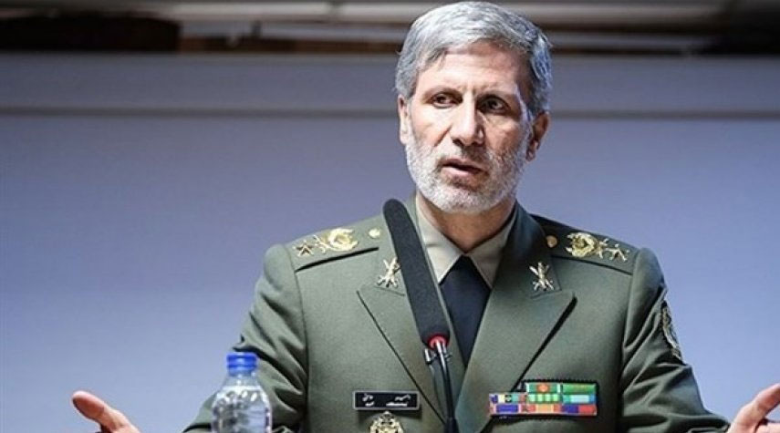 العميد حاتمي: صناعات ايران الدفاعية تتولى تقديم الدعم لدبلوماسيتها