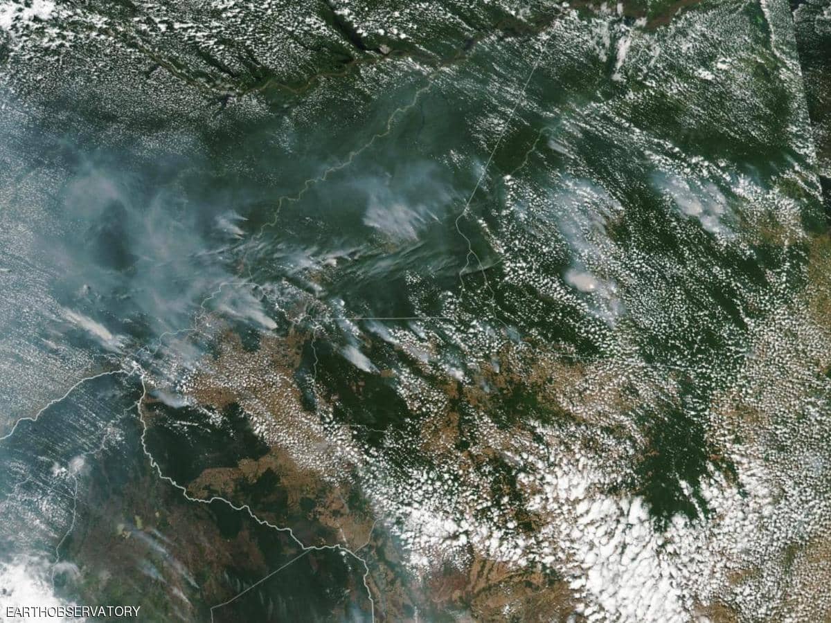صور من الفضاء تكشف دخان حرائق الأمازون
