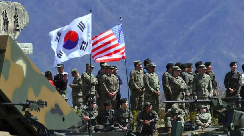 كوريا الشمالية تصف التحركات العسكرية الأمريكية بالخطيرة