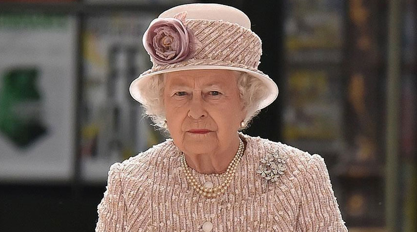 الملكة البريطانية توافق على تعليق البرلمان