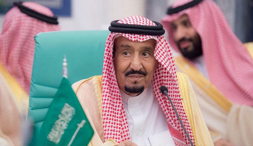 تغييرات مفاجئة كبيرة يجريها الديوان الملكي السعودي 