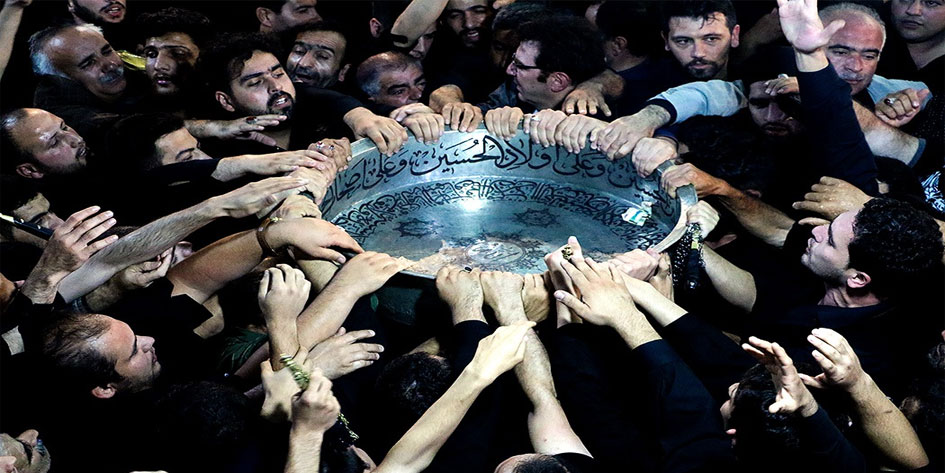 بالصور .. مراسم تقليدية لوضع الطست في إيران