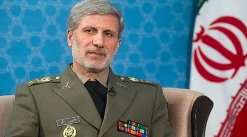 وزير الدفاع الايراني: نجند كافة الوسائل المشروعة للدفاع عن حقنا