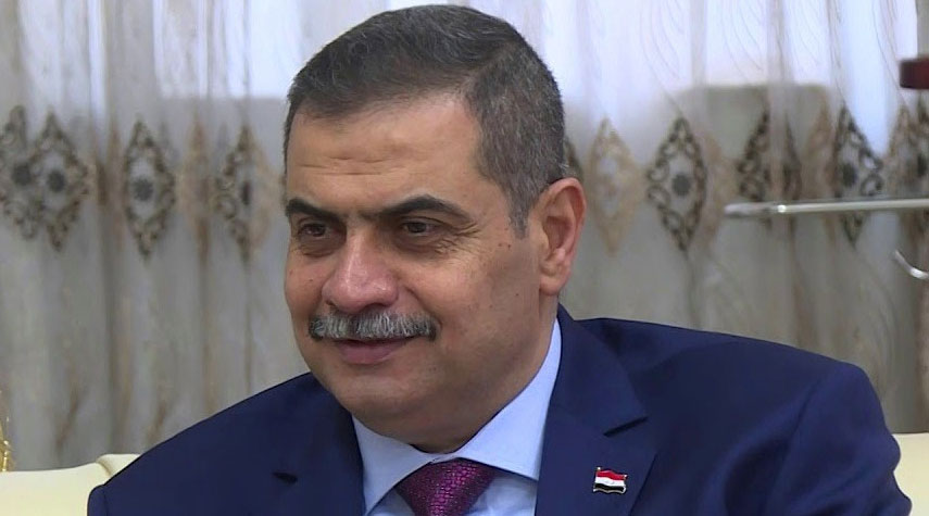وزير الدفاع العراقي يأمر بإحالة ضباط وقادة إلى المحاكم العسكرية