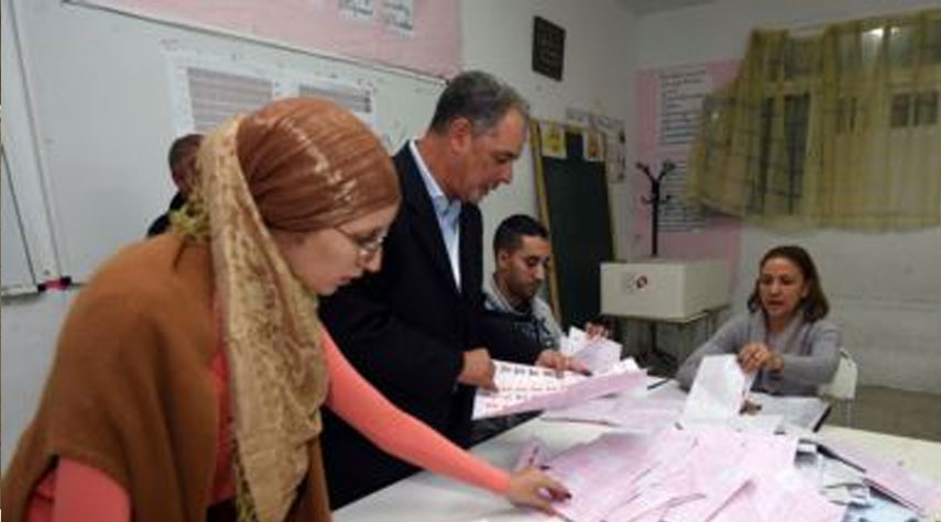 تونس..سعيد يتصدر الانتخابات يليه القروي بعد فرز 27% من الأصوات