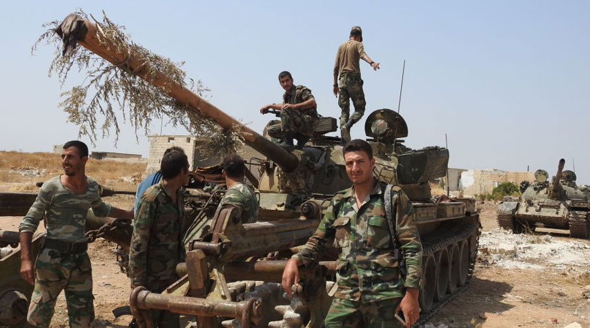 الجيش السوري يعثر على قاعدة للمسلحين في محيط خان شيخون