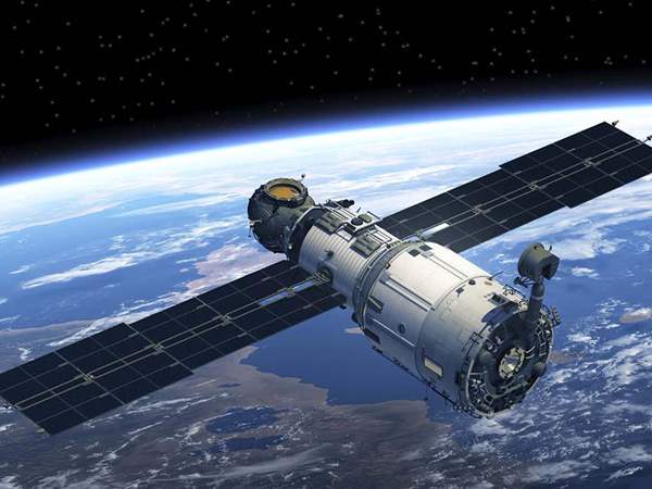 روسيا ترسل قمر كوسموس – 2521 للفضاء