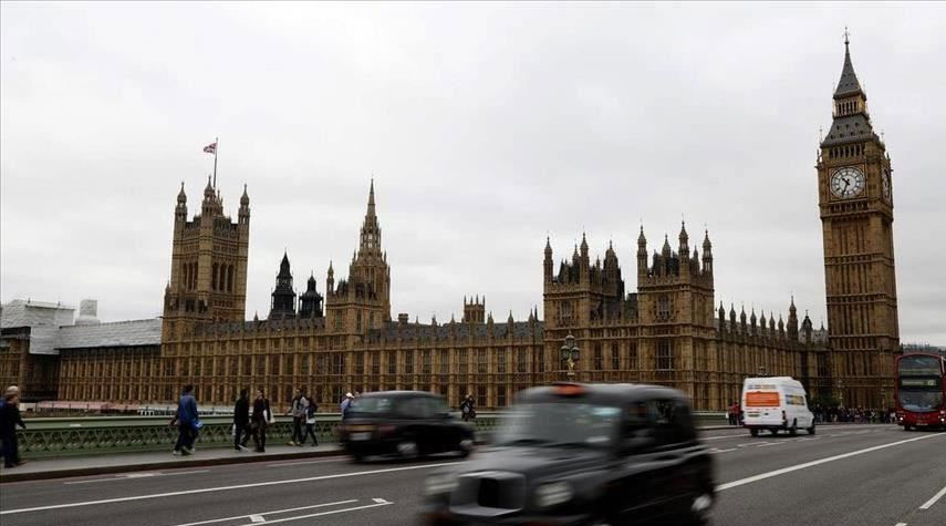 مجلس العموم البريطاني يستأنف اجتماعاته الأربعاء