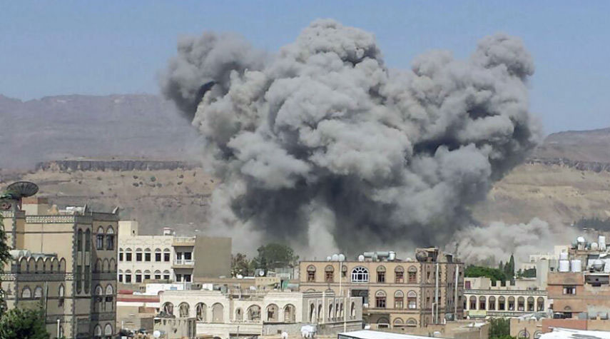 تواصل جرائم السعودية باليمن..قصف مكثف يستهدف قرى سكنية