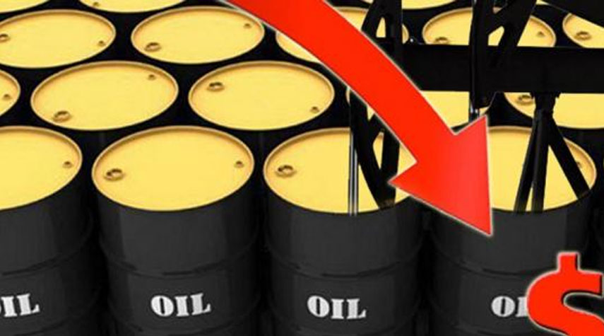 هبوط أسعار النفط بسبب مخاوف من تباطؤ الاقتصاد العالمي