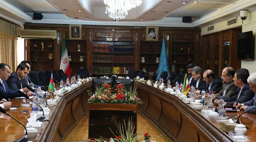 ايران وأذربيجان تتعاونان بشأن القضايا الإجتماعية وإيجاد فرص العمل