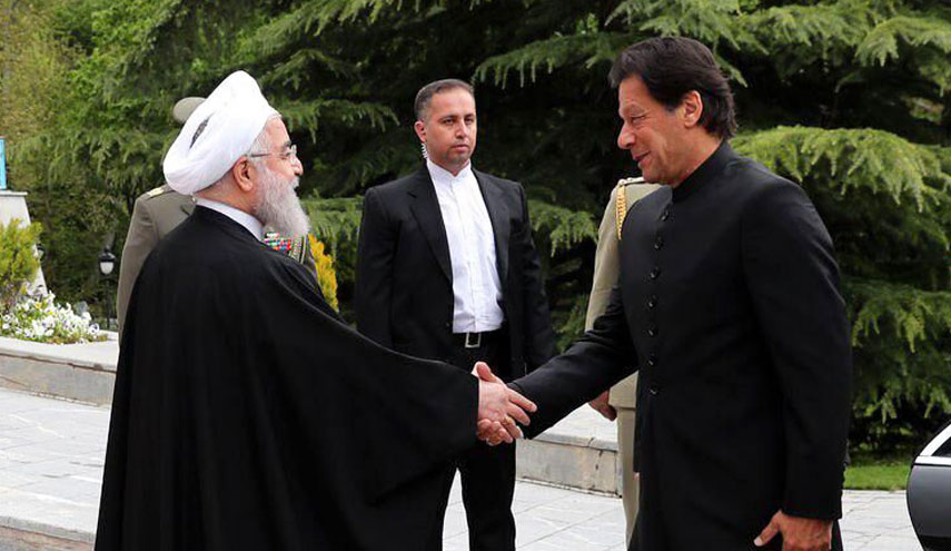 الرئيس روحاني يستقبل رئيس الوزراء الباكستاني 
