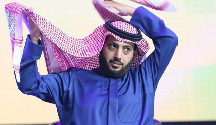 تركي آل الشيخ يهدد علني منتقدي الترفيه السعودي