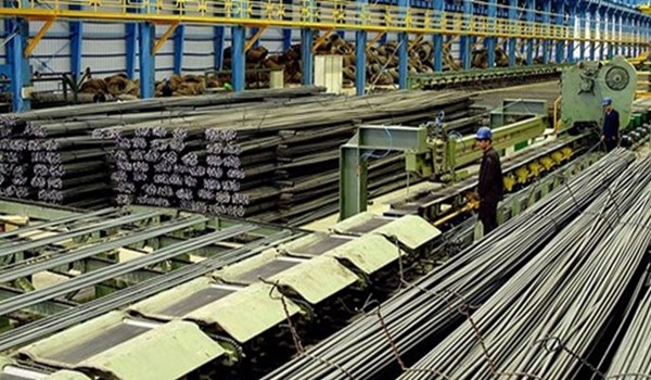 مصنع ايراني للصلب يصدر منتجاته الى 16 بلداً
