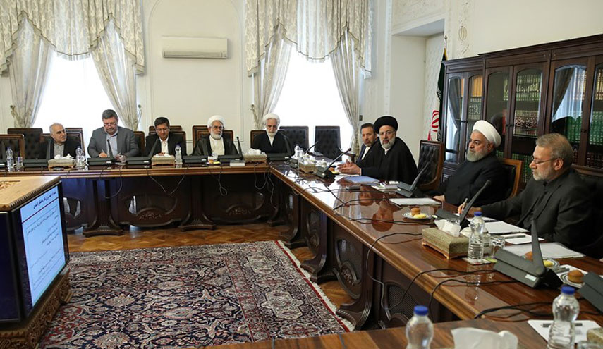 اجتماع المجلس الاعلى للتنسيق الاقتصادي في ايران 