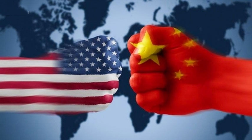 بكين تطالب واشنطن بـ"الكف عن استعراض العضلات"