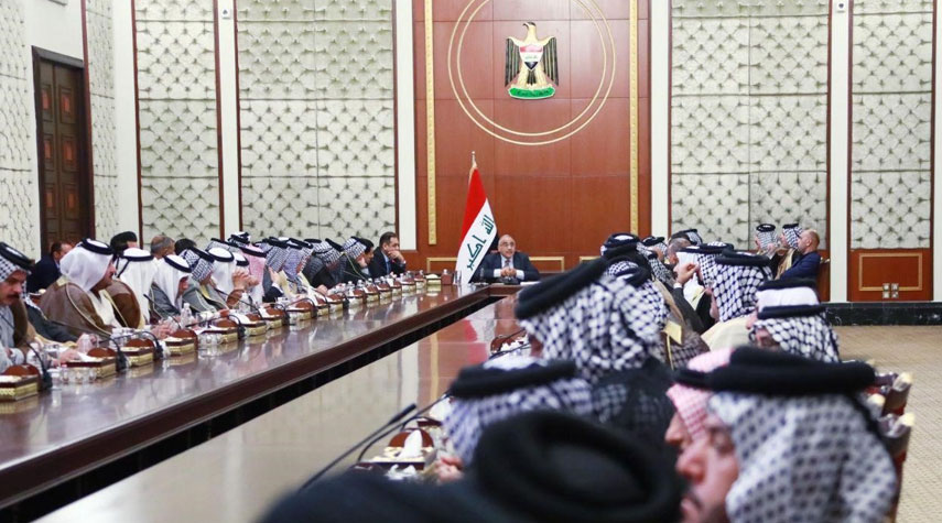 رئيس الوزراء العراقي يستقبل وفداً عشائرياً لبحث مطالب المتظاهرين