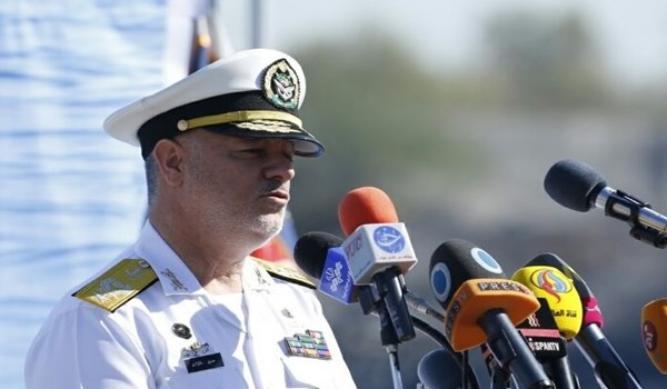 البحرية الايرانية تكشف عن تزويد المدمرة دنا بنظام VLS