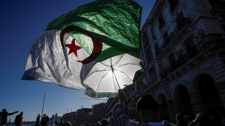 مسيرة مناهضة للبرلمان الأوروبي في العاصمة الجزائرية