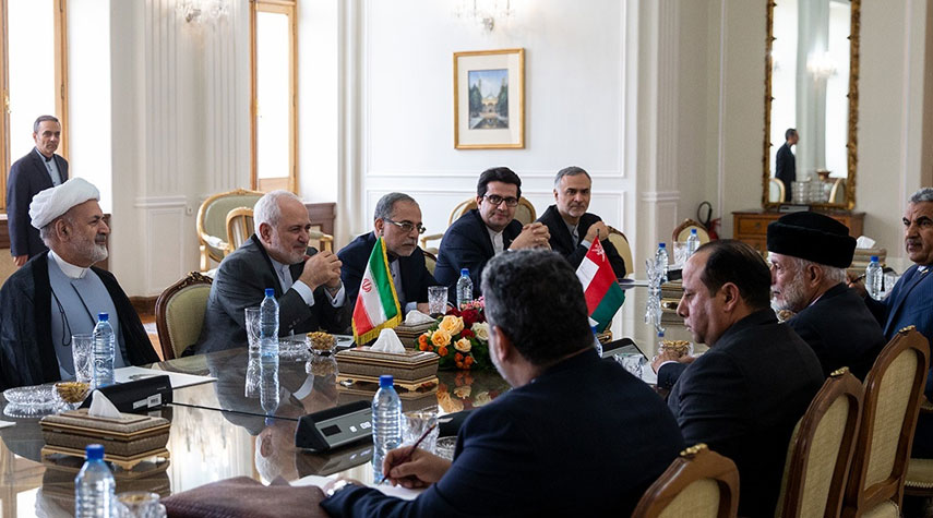 وزير الخارجية الايراني: نرحب بأي مبادرة لخفض التوتر بالمنطقة