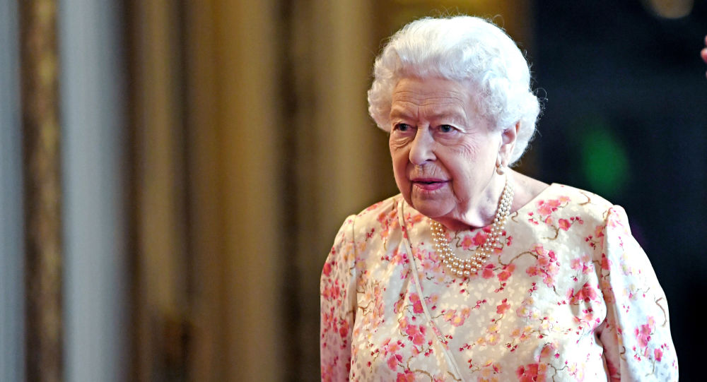 شائعة وفاة الملكة إليزابيث التي أرعبت البريطانيين