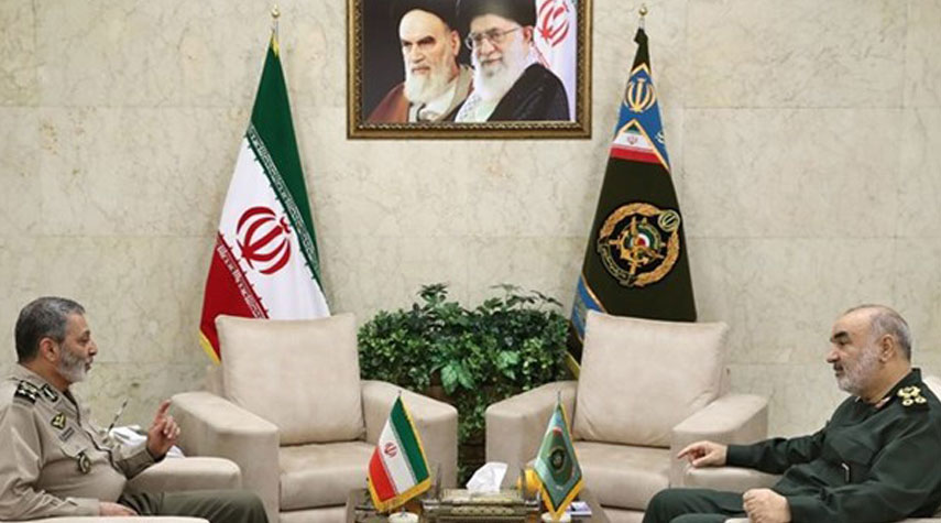 ايران... الجيش وحرس الثورة يبحثان التعاون الشامل 