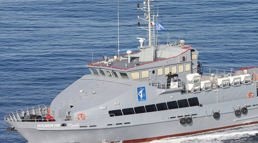 إيران تستعرض قدراتها البحرية وسط الخلافات مع أميركا
