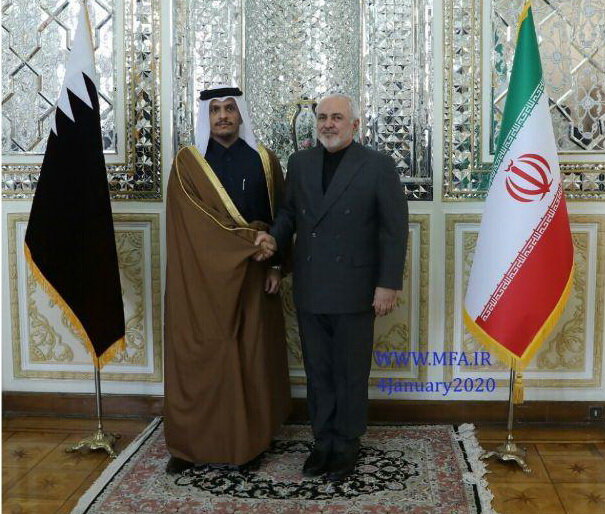  وزير الخارجية القطري يلتقي ظريف في طهران+صور 