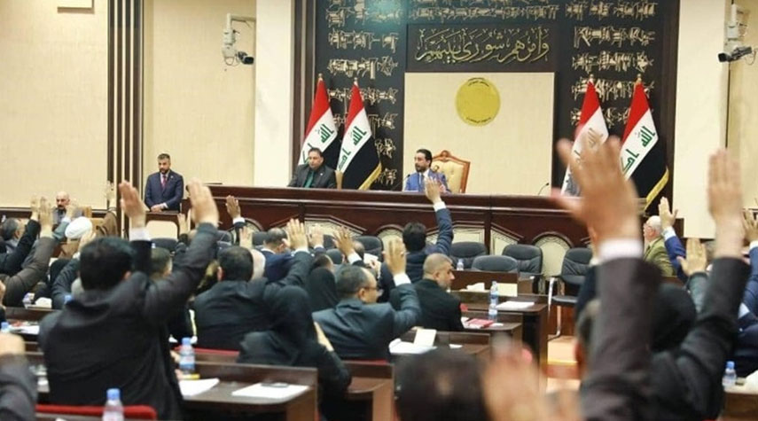 البرلمان العراقي يصوت على إلزام الحكومة بانهاء التواجد الاجنبي في البلاد