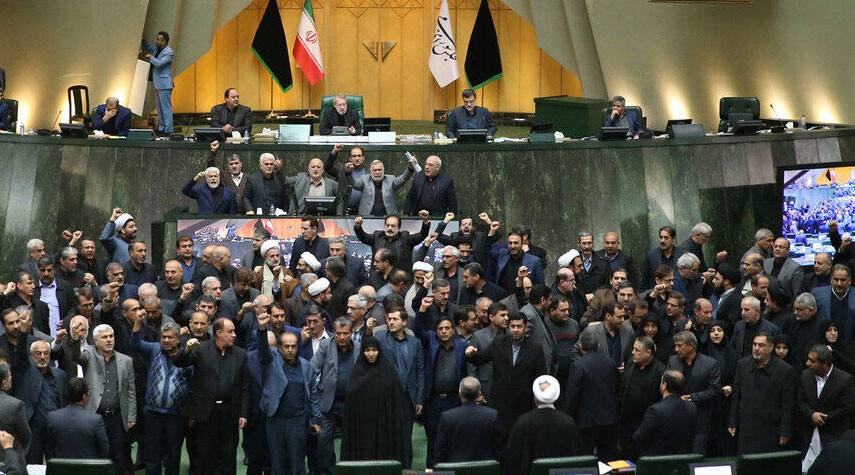 البرلمان الايراني يصادق على قانون للرد على جريمة واشنطن