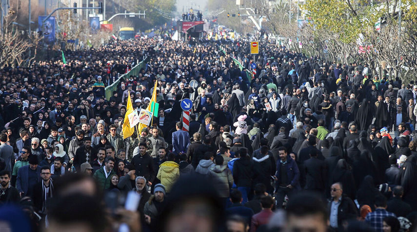 الثأر الإيراني يتعزز شعبيا بالمظاهرات المليونية
