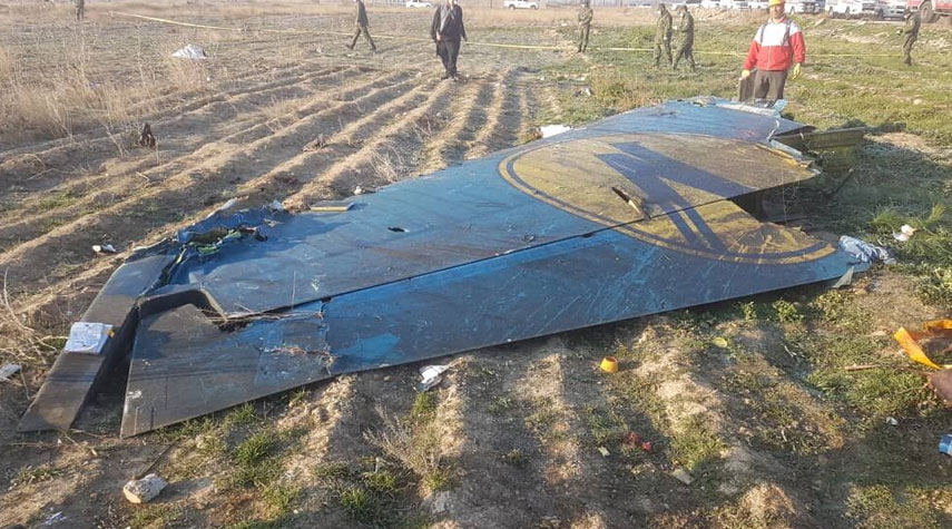 وزيرا خارجية ايران واوكرانيا يتبادلان التعازي بضحايا الطائرة المنكوبة