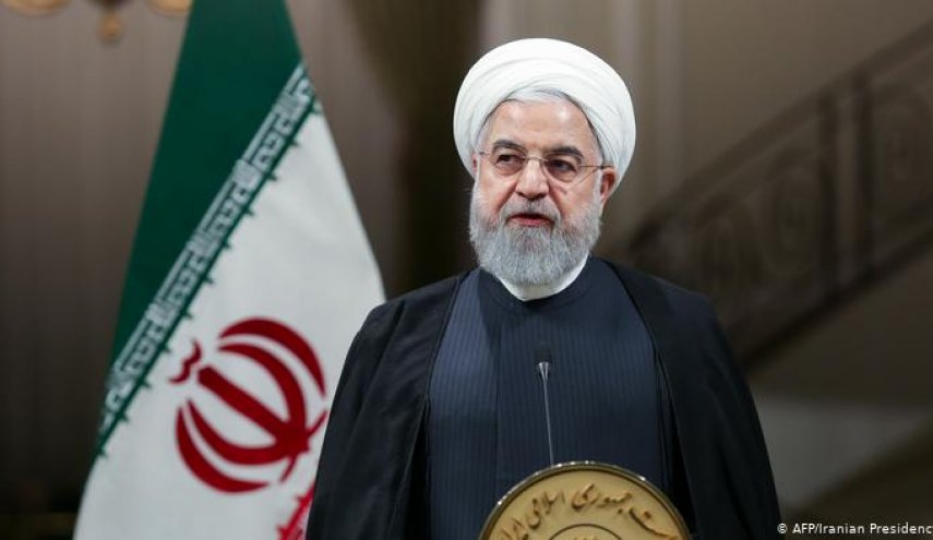 روحاني: يجب ألا نسمح لإرهابيي البيت الأبيض بزعزعة علاقة إيران بالعالم