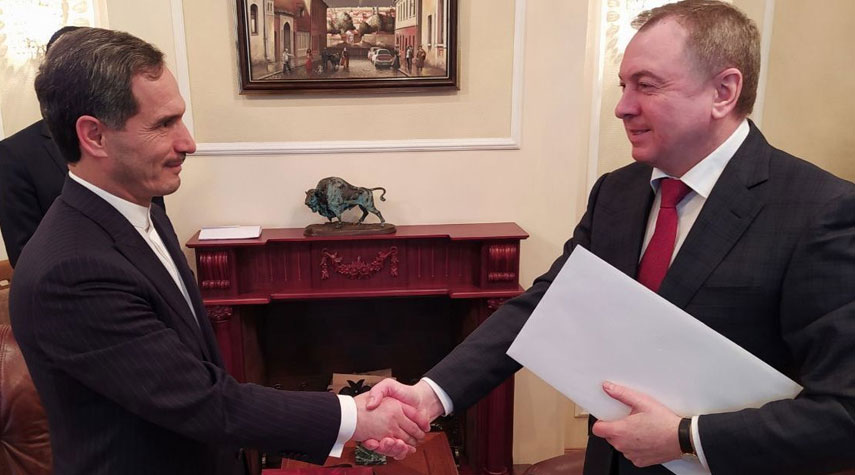 سفير إيران الجديد في مينسك يقدم أوراق اعتماده لوزير خارجية بيلاروسيا