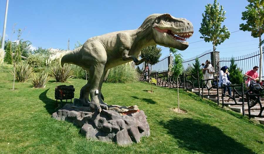«جوراسيك بارك».. حديقة الديناصورات