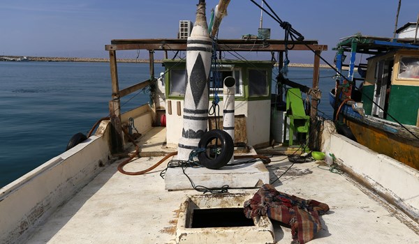 ايران توقف سفينة اجنبية محملة بوقود مهرب في بحر عمان