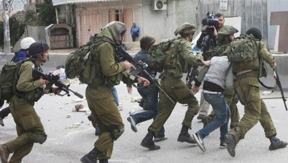 قوات الاحتلال تعتقل 7 فلسطينيين من الضفة الغربية