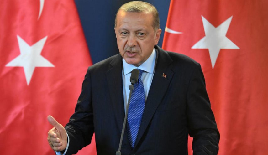  أردوغان: طلبت من بوتين التنحي عن طريقي في سوريا 