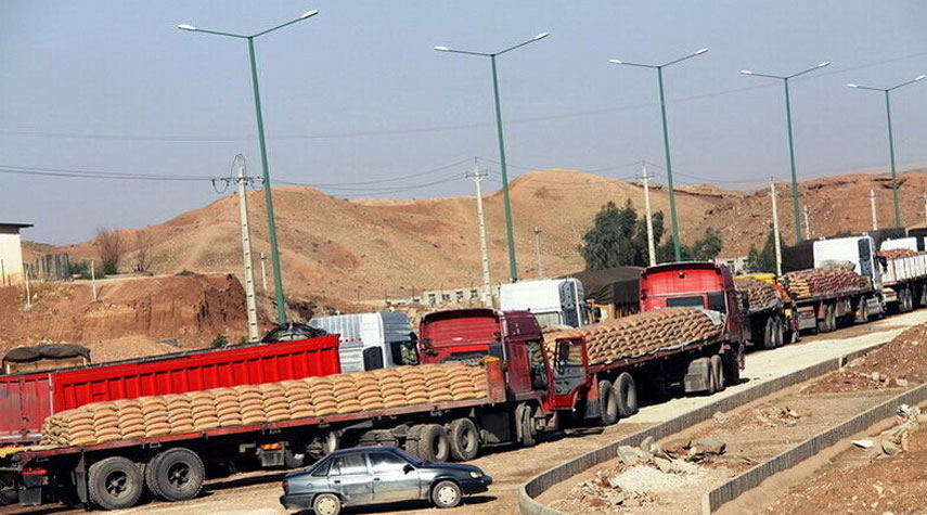 عودة النشاط التجاري في معبر مهران الحدودي الايراني مع العراق
