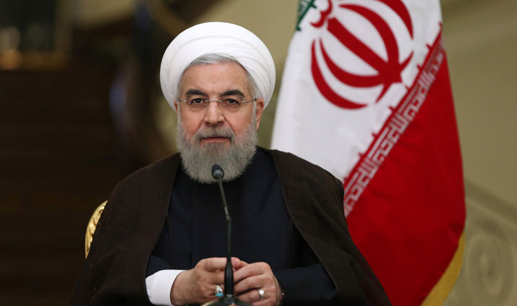 الرئيس روحاني: سنعبر أزمة كورونا في أقرب وقت وبأقل الخسائر 