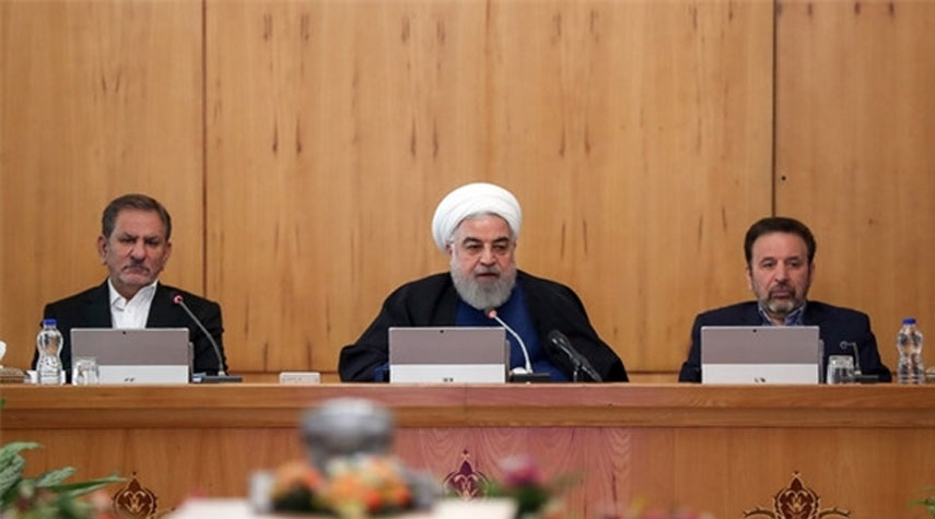 مجلس الوزراء الايراني يبحث تعزيز خطط اللجنة الوطنية لمكافحة كورونا