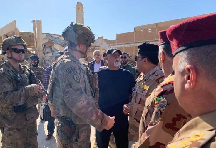 قوات التحالف الامريكي تنسحب من قاعدة القائم العراقية