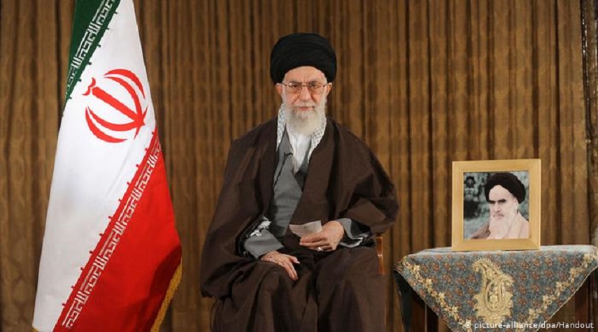قائد الثورة مهنئا بالعام الايراني الجديد: عام "طفرة في الانتاج" عام الانتصارات الكبرى